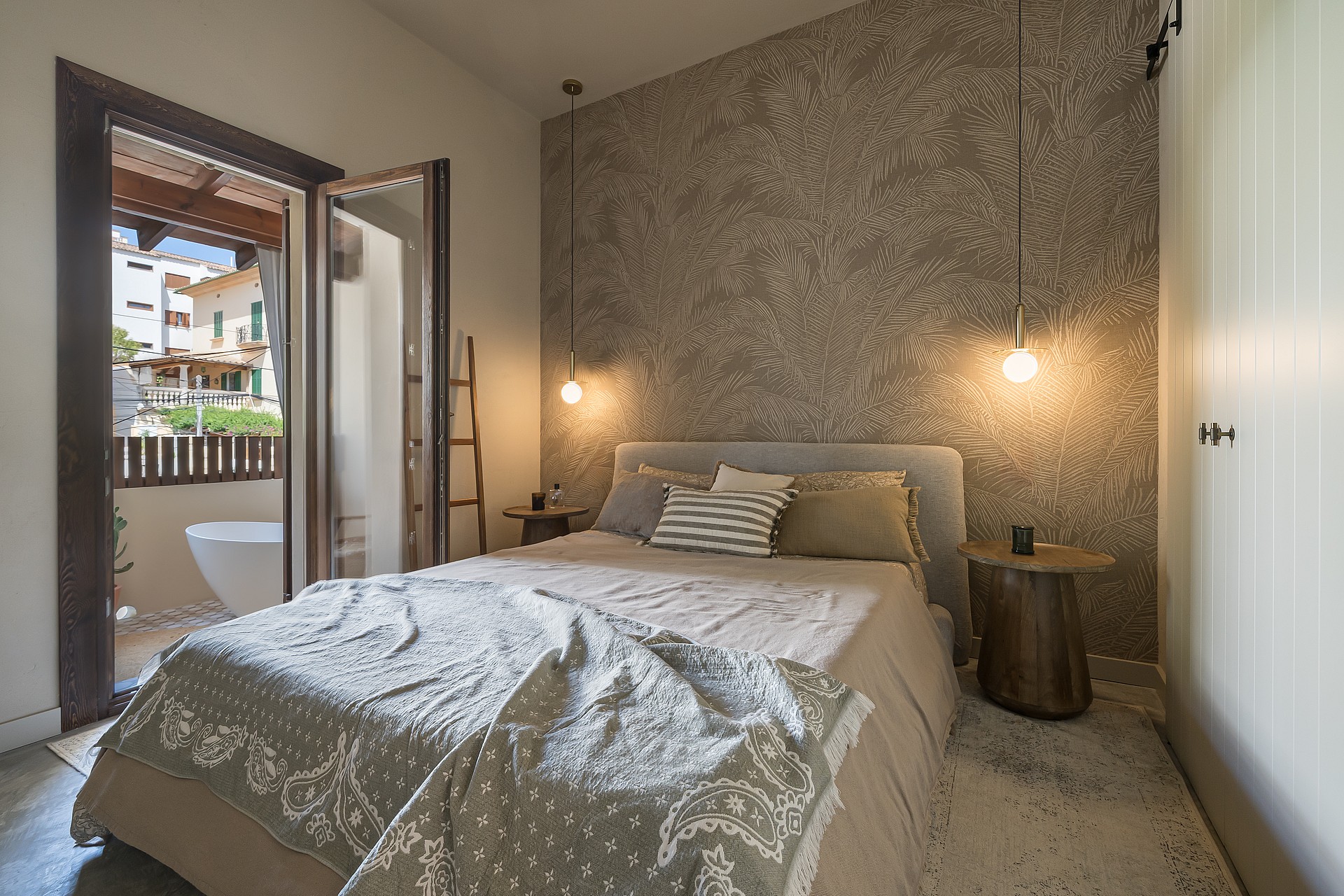 MEDITERRANEAN APARTMENT 
IN PALMA