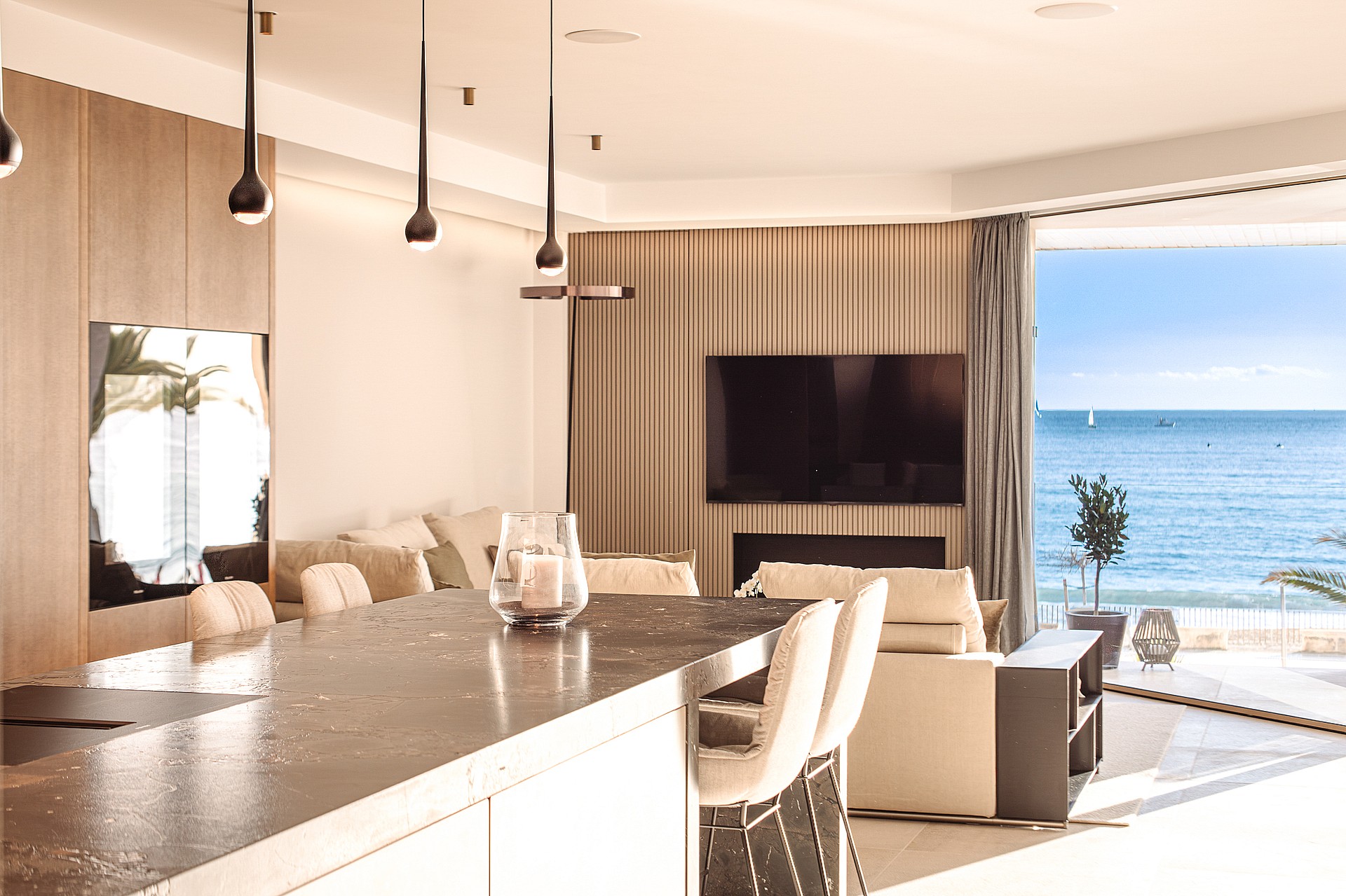 PALMA BEACH APARTMENT