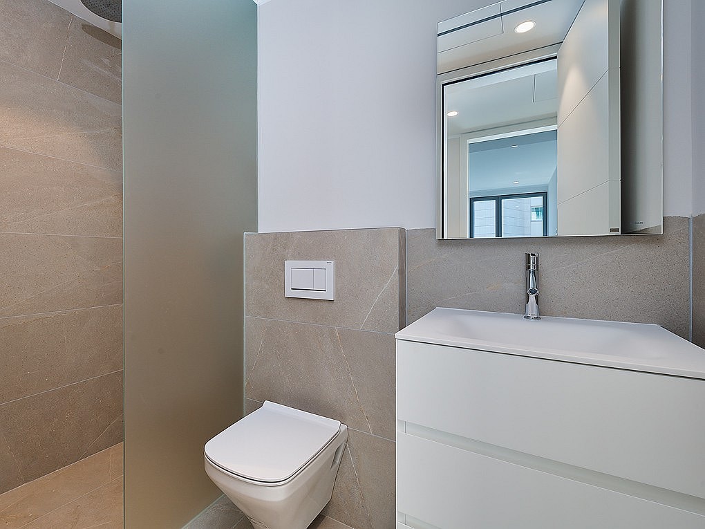 APARTMENT IN PASEO MARITIMO