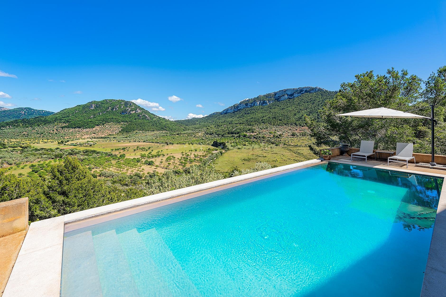 GEORGE SAND VILLA