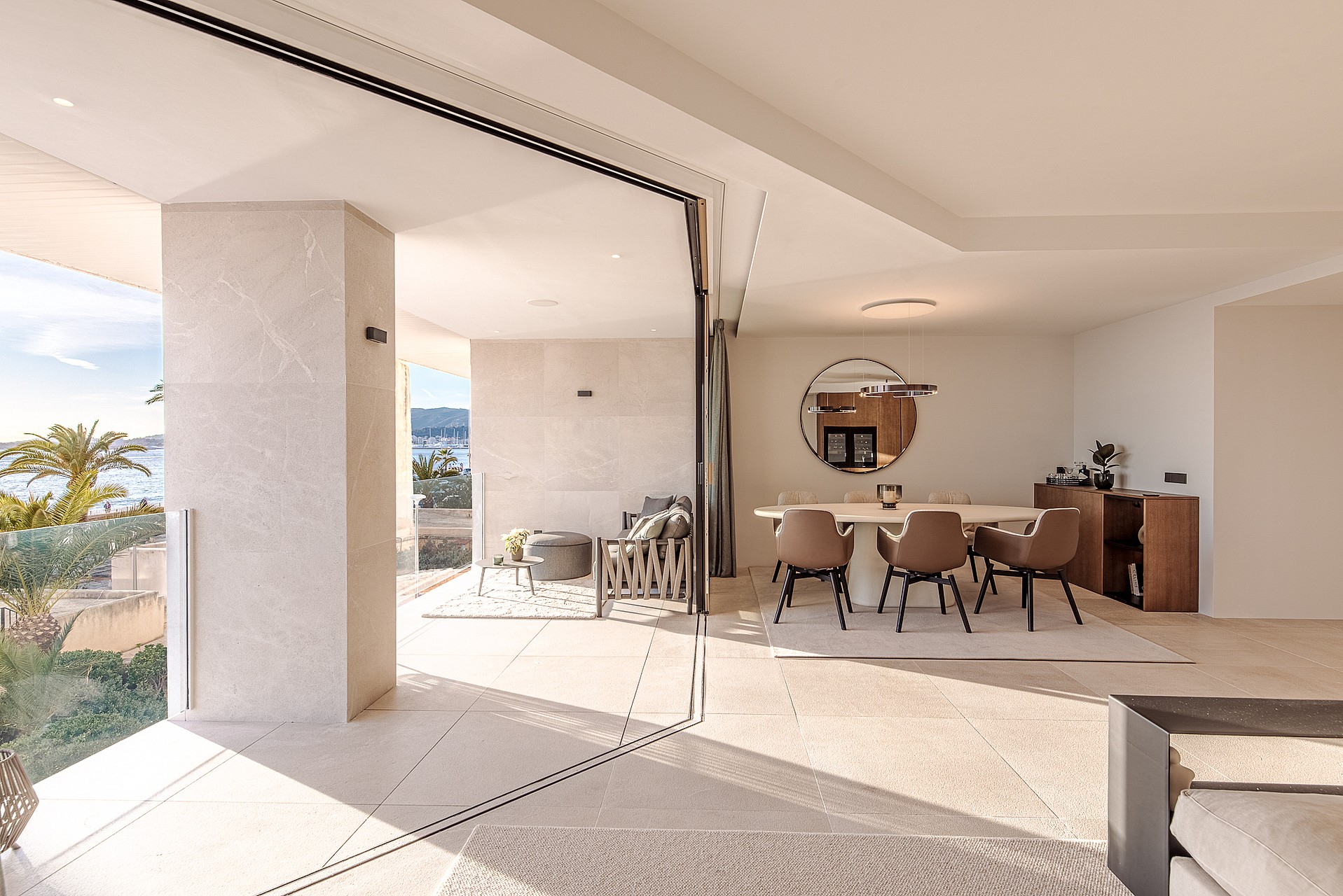 Open terraces indoor and outdoor of aparment in Portixol