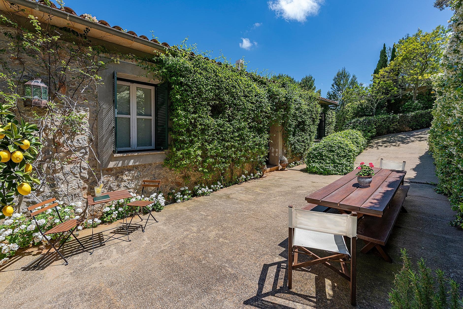 GEORGE SAND VILLA