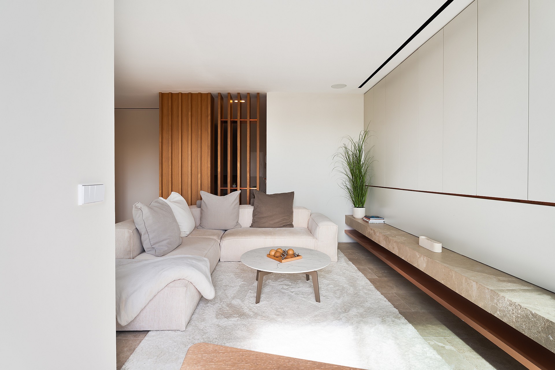 Paseo Maritimo Residence