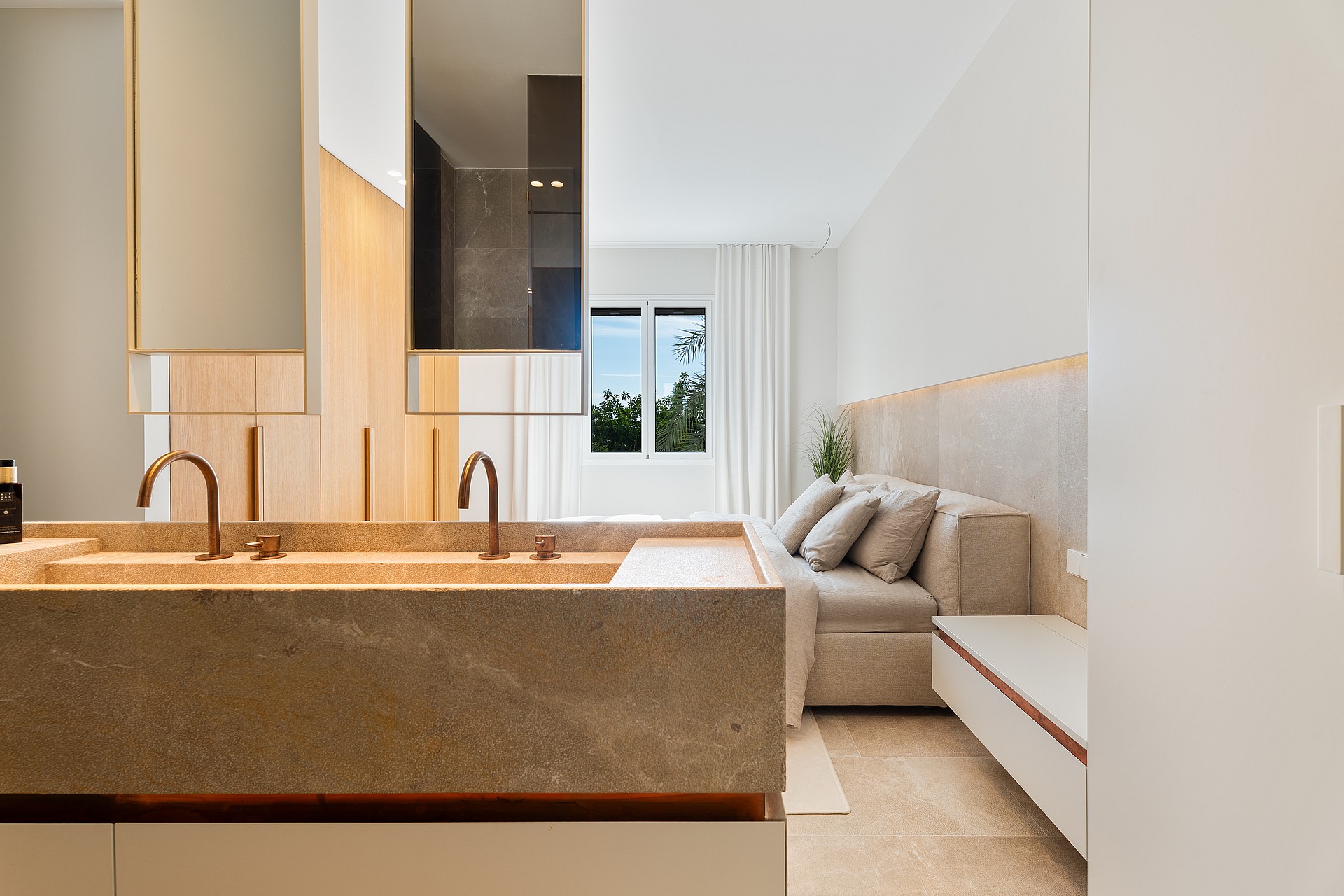 Paseo Maritimo Residence
