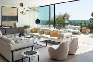 VILLA FALCO