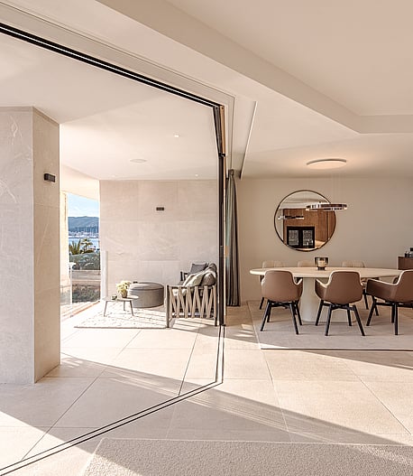 Open terraces indoor and outdoor of aparment in Portixol