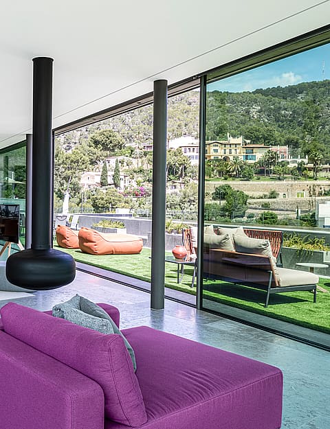 VILLA GENOVA