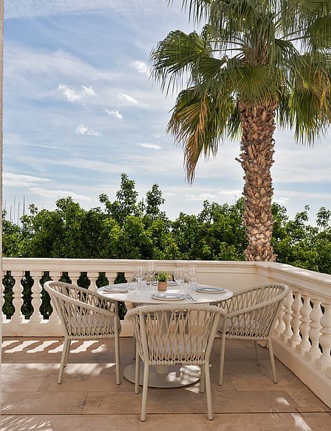 Paseo Maritimo Residence