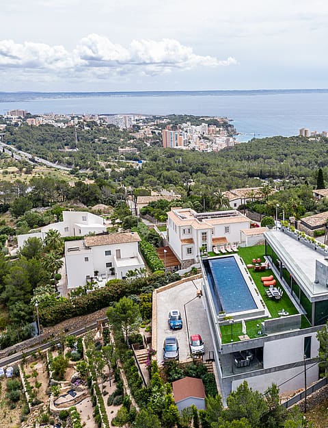 VILLA GENOVA