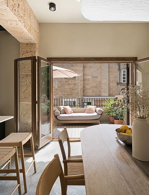 MEDITERRANEAN APARTMENT 
IN PALMA
