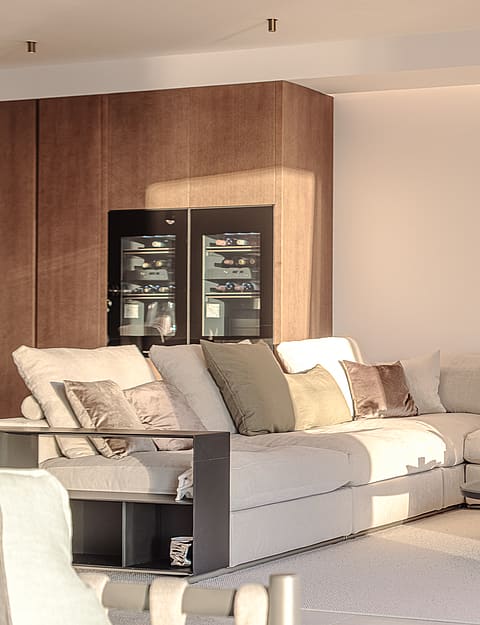 Designer apartment located in Portixol frontline with sea and beach access