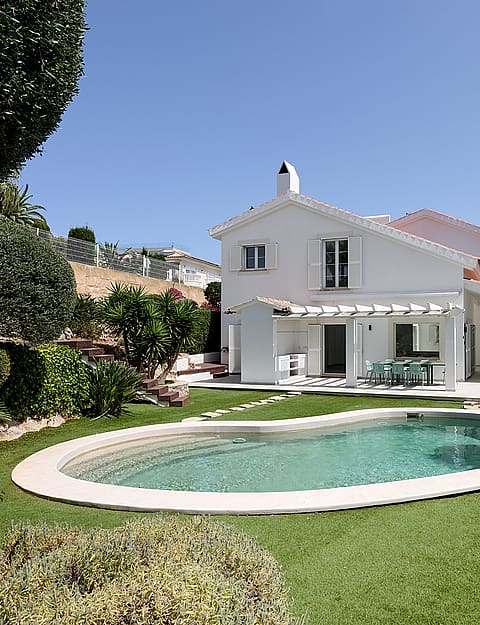 VILLA EN NOVA SANTA PONSA