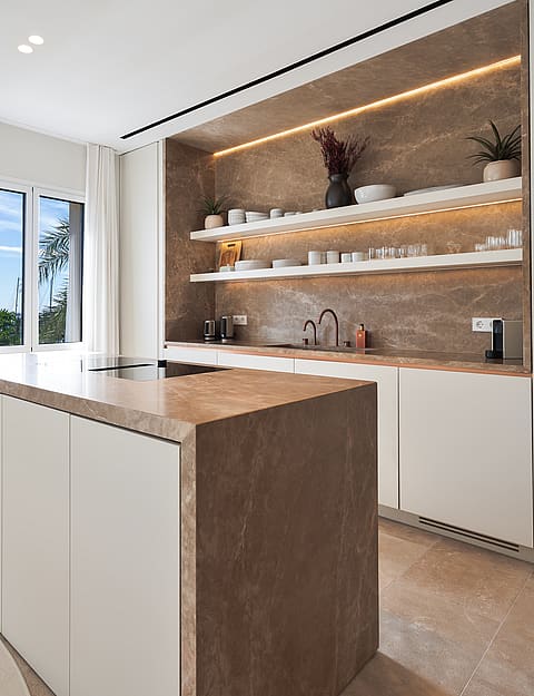 Paseo Maritimo Residence