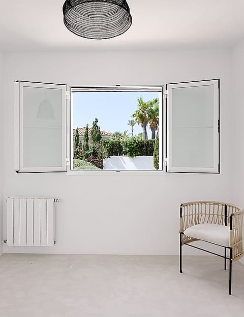 VILLA EN NOVA SANTA PONSA