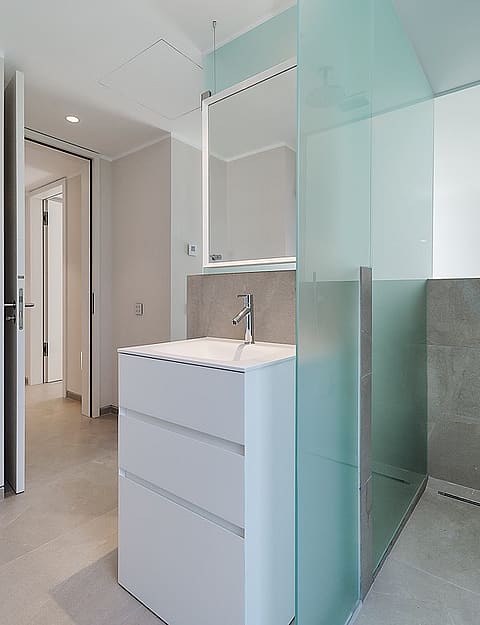 APARTMENT IN PASEO MARITIMO