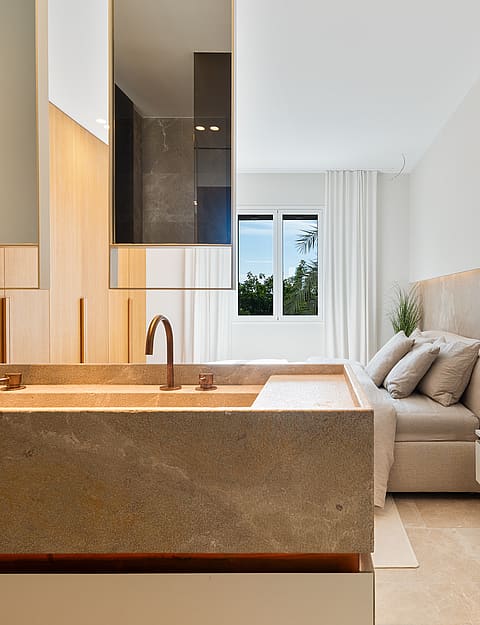 Paseo Maritimo Residence