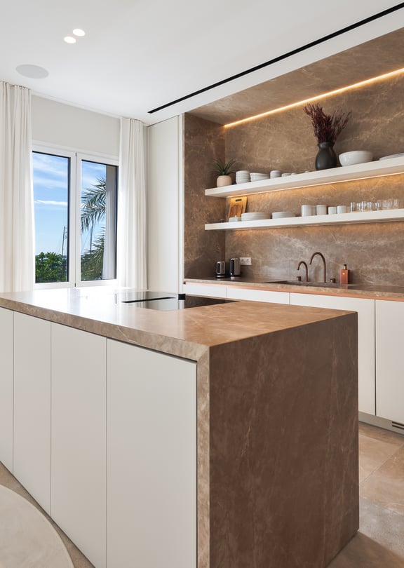 Paseo Maritimo Residence