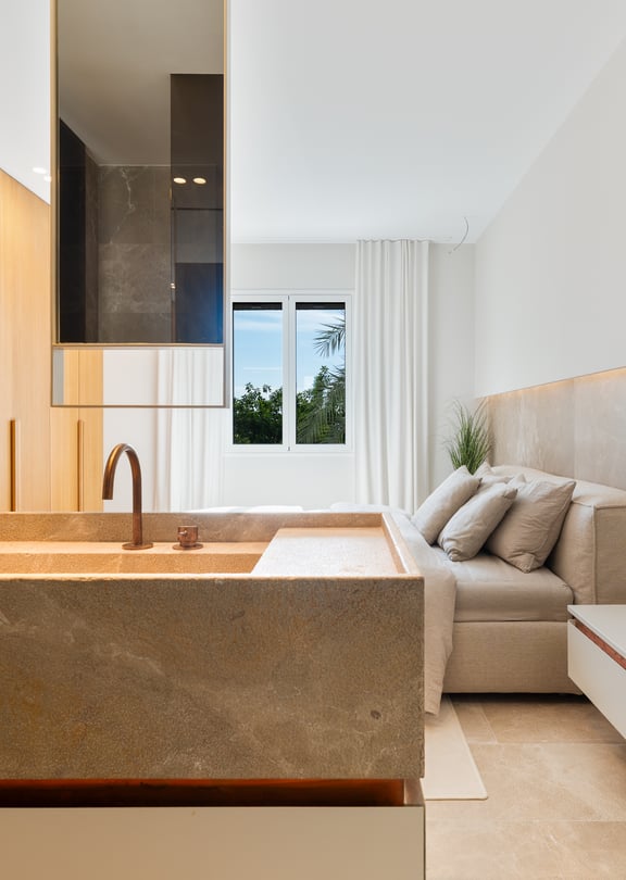 Paseo Maritimo Residence