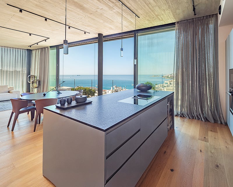 PENTHOUSE MIRADOR II