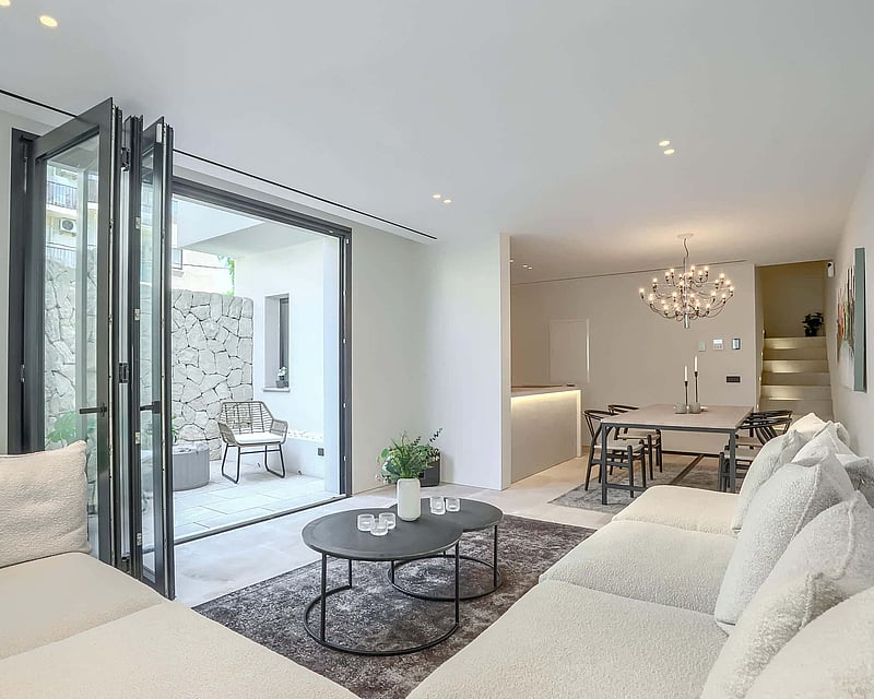 MODERN MOLINAR TOWNHOUSE