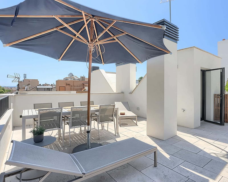 MODERN MOLINAR TOWNHOUSE