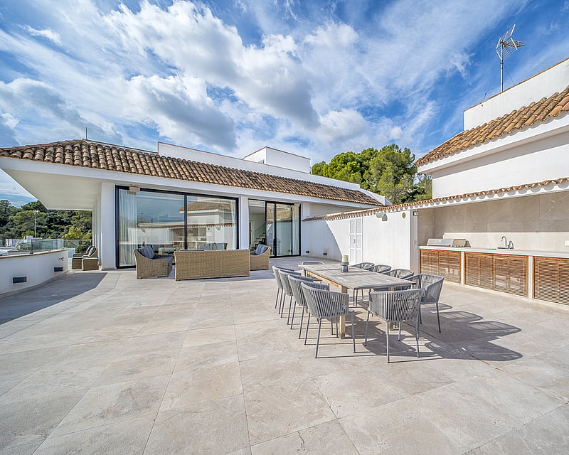 ILLETAS PENTHOUSE