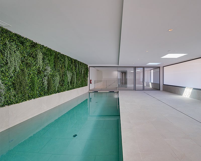 APARTMENT IN PASEO MARITIMO
