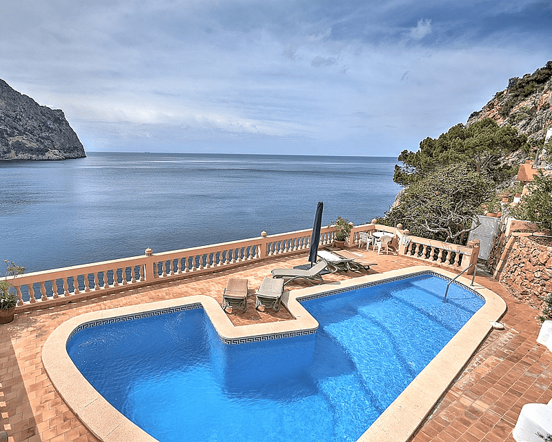 CALA LLAMP APARTMENT