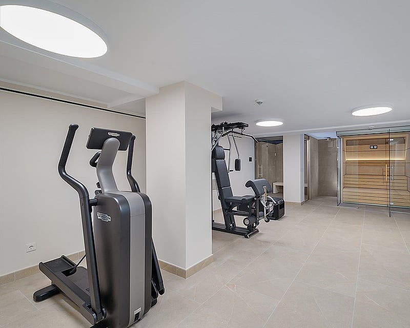 APARTMENT IN PASEO MARITIMO