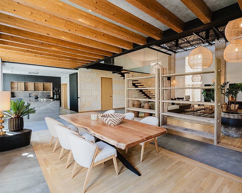 LOFT APARTMENT IN SANTA CATALINA
