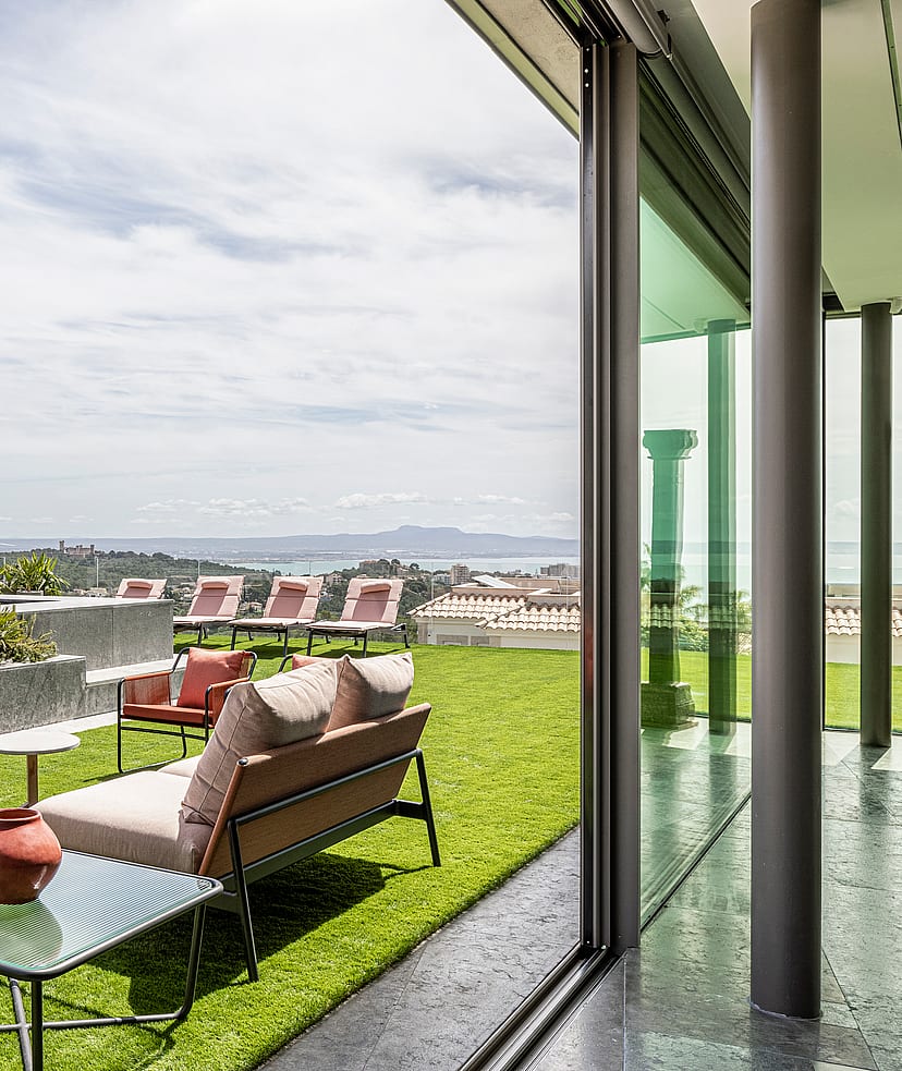 VILLA GENOVA