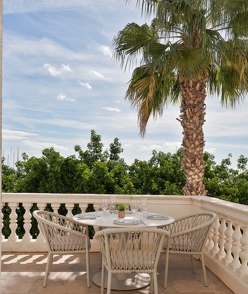 Paseo Maritimo Residence