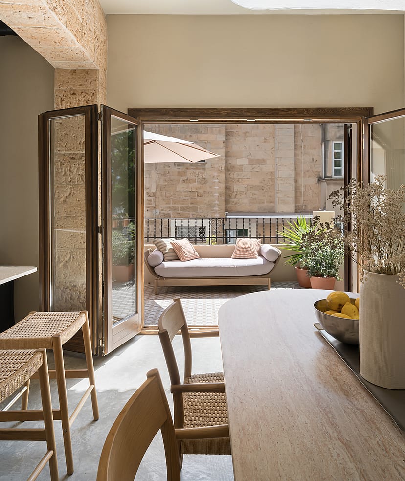 MEDITERRANEAN APARTMENT 
IN PALMA