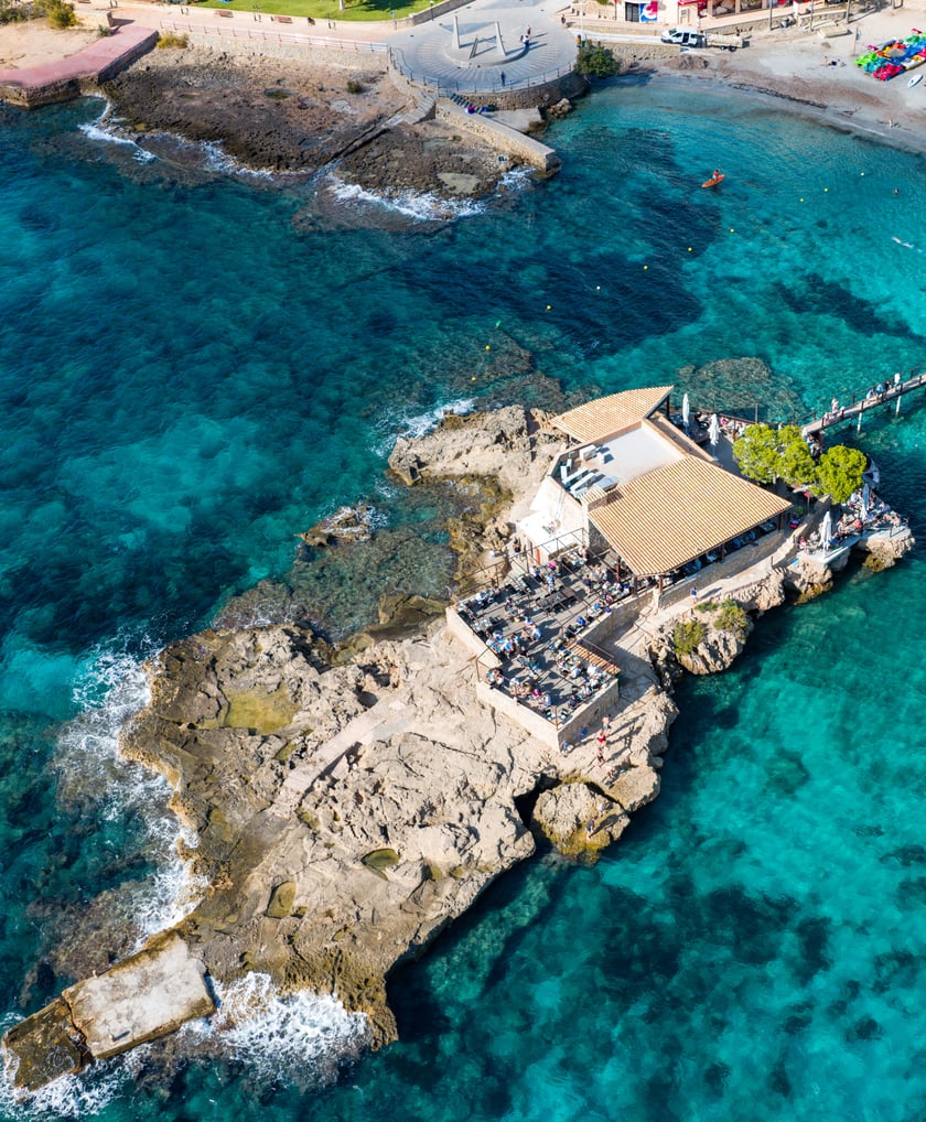 CAMP DE MAR BEACH