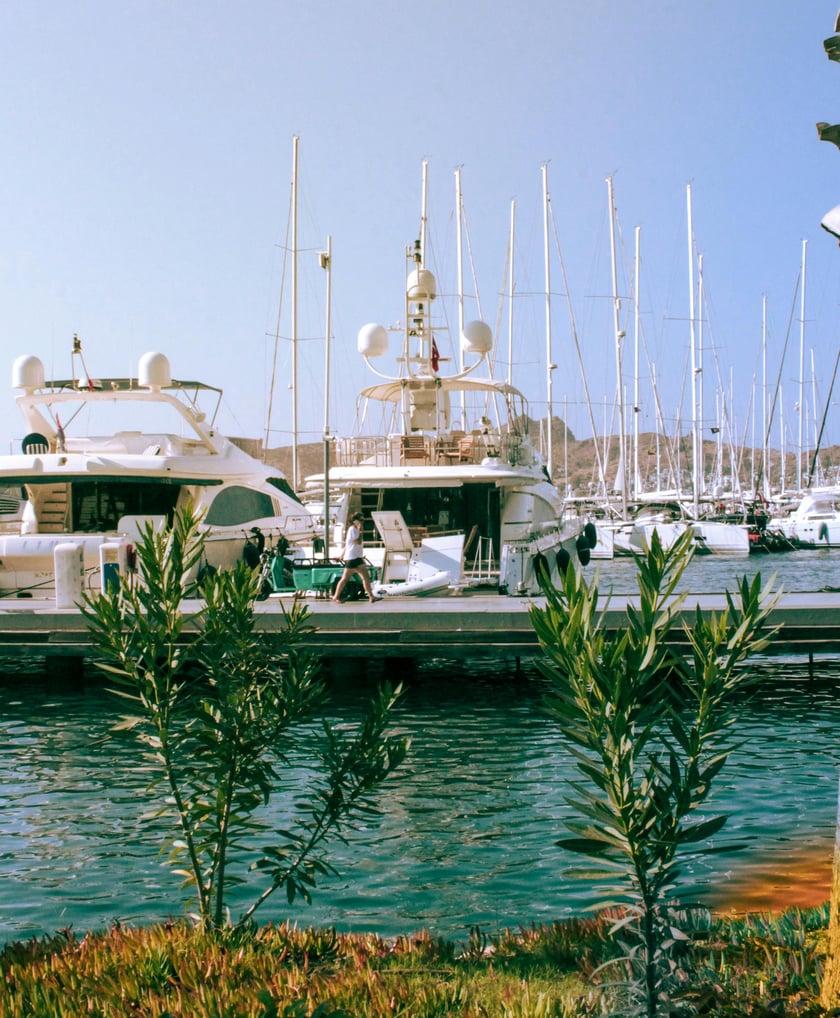 PORT ADRIANO