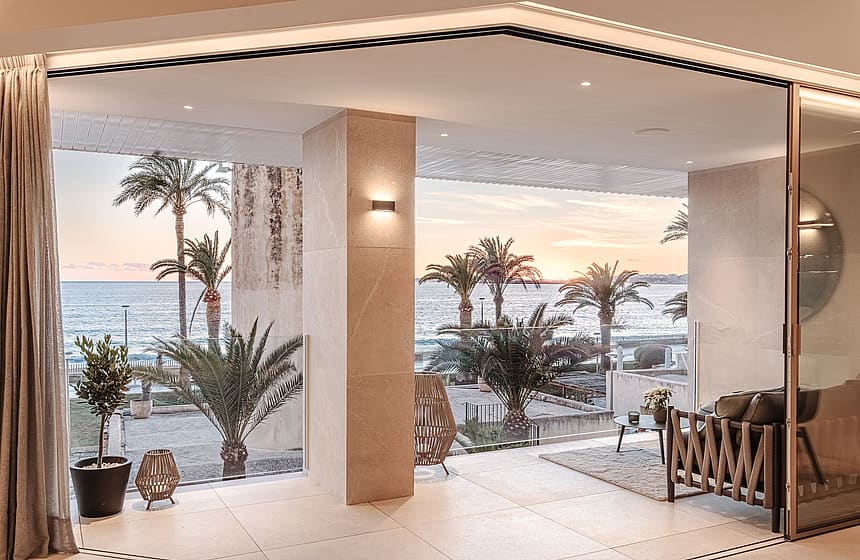Terrace on firstline portixol in Palma with a covered terrace