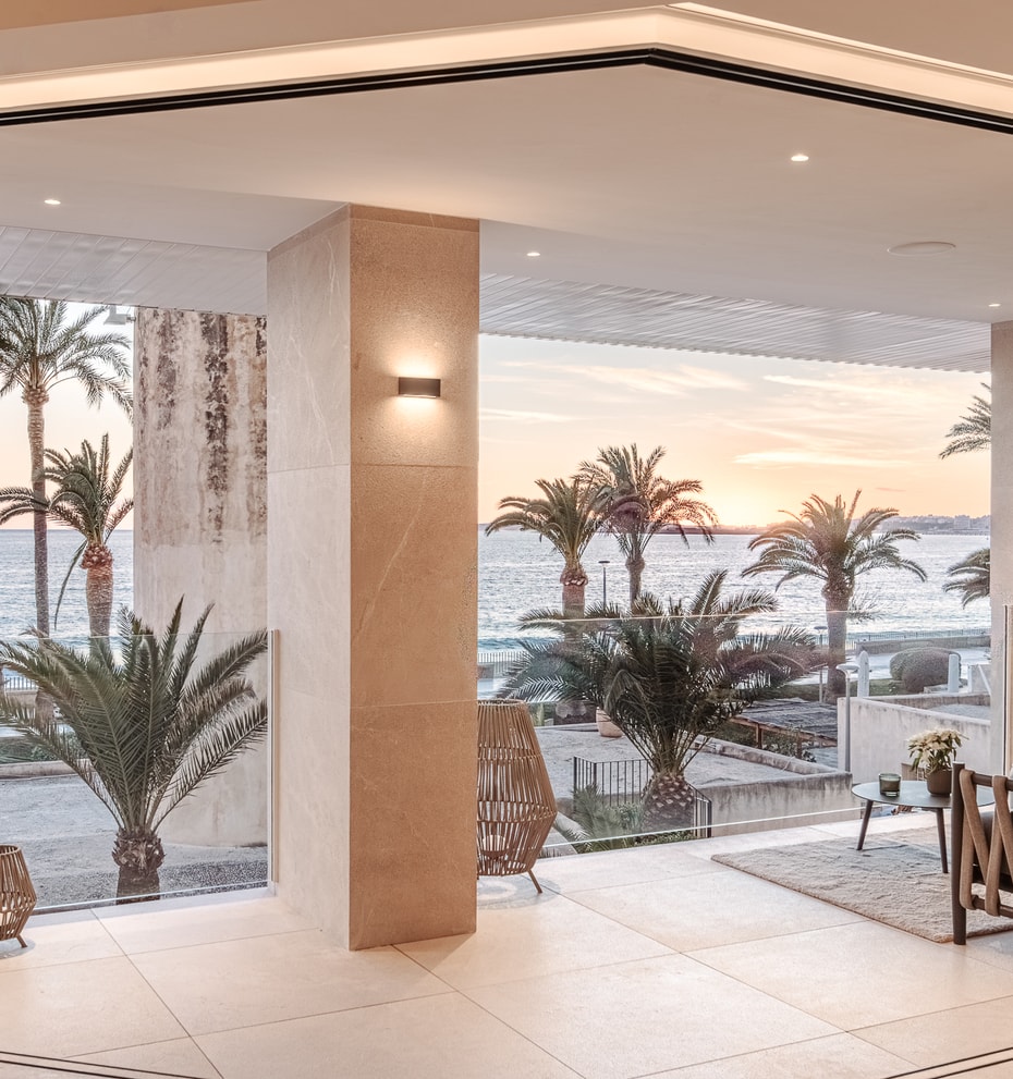 Terrace on firstline portixol in Palma with a covered terrace